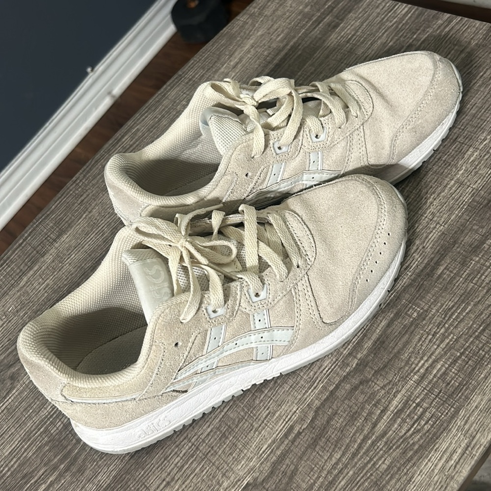 ASICS Women's Beige Sneakers size 8 1/2